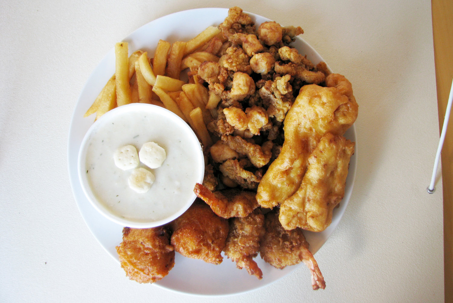 A platter of fried favorites from Iggy’s